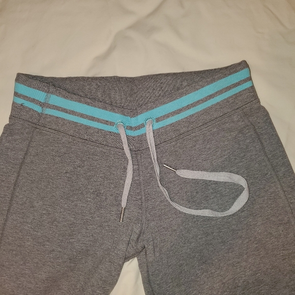 EUC Lululemon Cotton sweat pants - Picture 7 of 8